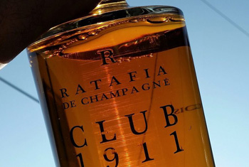 Ratafia de Champagne & Distillerie Jean Goyard