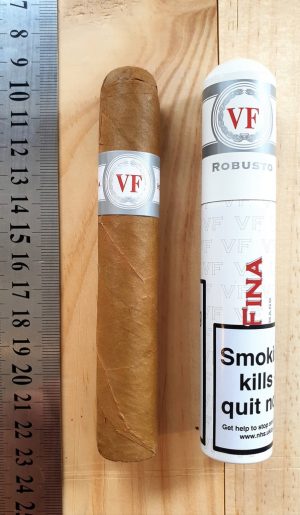 VegaFina Classic Robusto Cigar Tubed - 1 Single Cigar