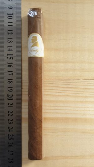 Davidoff  Winston Churchill Aristocrat Churchill Cigar - 1 Single Cigar