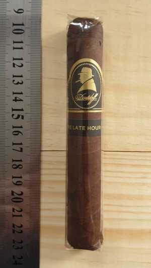 Davidoff Winston Churchill The Late Hour Robusto Cigar - 1 Single Cigar