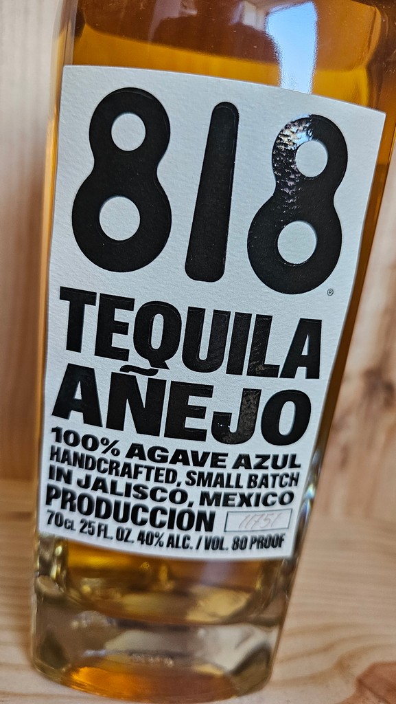 Tequila 818 Anejo 40%